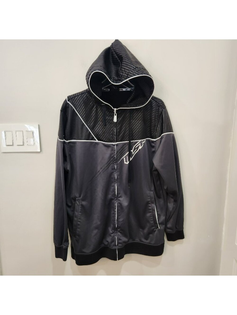 Vintage MSR Hooded Riding Jacket Mens Large Gray Full Zipped Elastic Cuffs